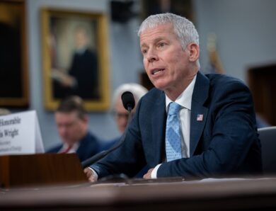 “Прагматичне рішення”: у США прокоментували послаблення санкцій проти РФ