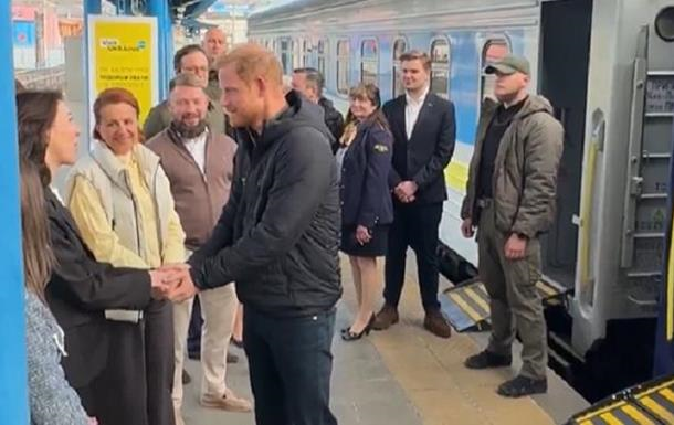 Принц Гаррі поділився враженнями від візиту в Київ