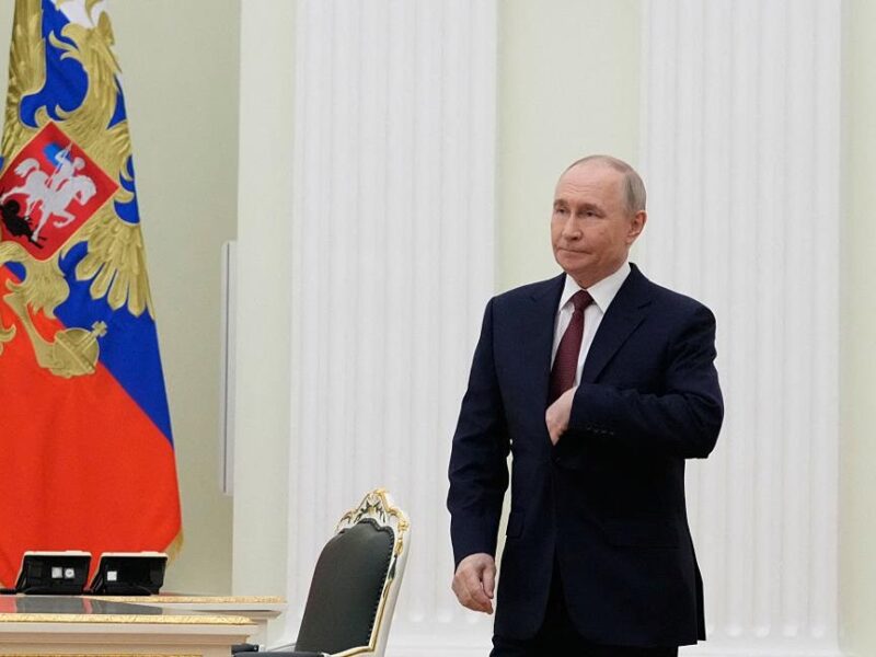 Путін анонсував “великоднє перемир’я”