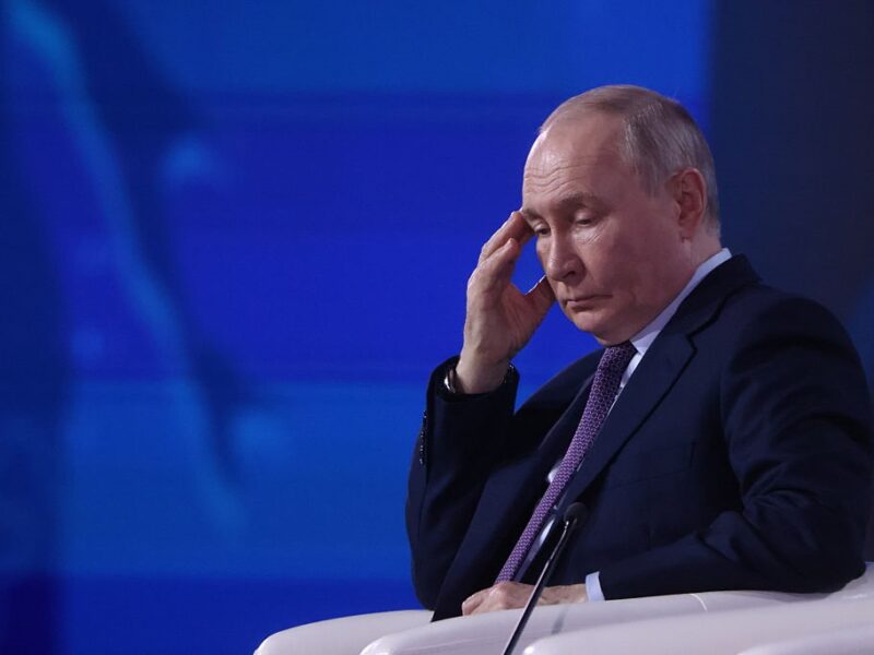 Путін відтермінував план несировинного експорту до 2030 року