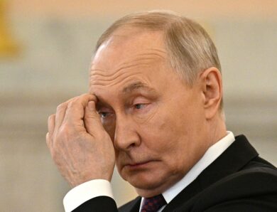 Рейтинг Путіна скотився до мінімуму за час війни