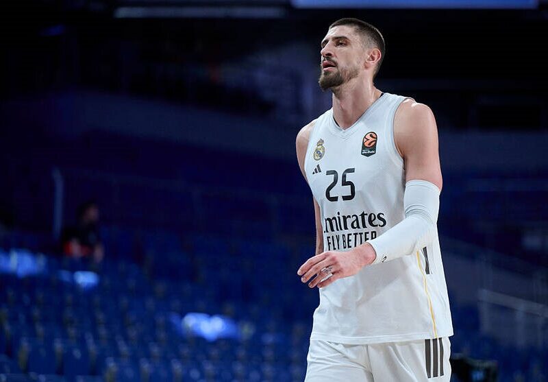 Результативна гра Леня допомогла розгромити суперника