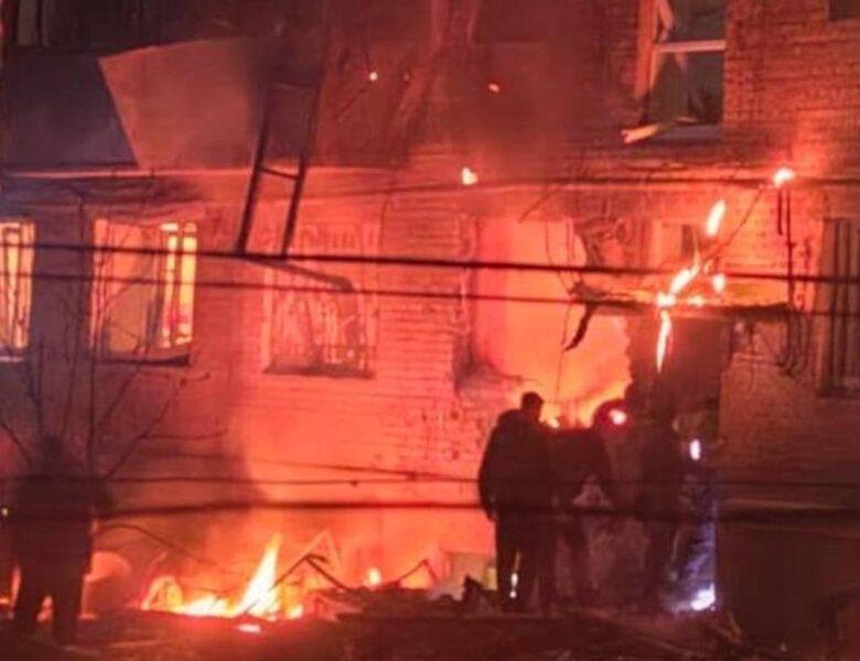 РФ двічі атакувала багатоповерхівки у Сумах