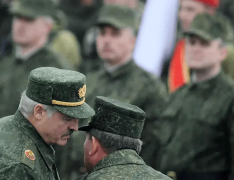 Росія тягне Білорусь у війну: що означають останні заяви Зеленського