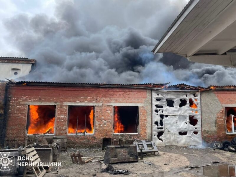 Росіяни атакували агропідприємство на Чернігівщині