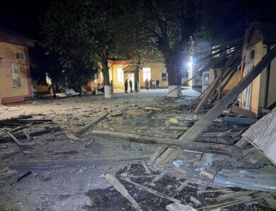 Росіяни зруйнували “шахедами” лікарню на Одещині