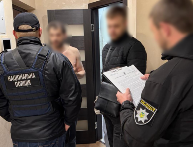 Шахраї викрали мільйон грн через SIM-карти українців