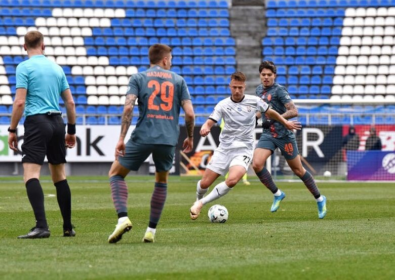 Шахтар обіграв Зорю з пенальті та голом новачка команди