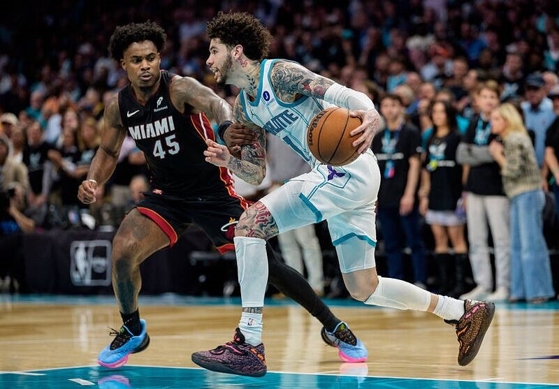 Шарлотт і Портленд в НБА виграють плейін