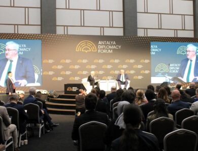 Сибіга закликав ЄС зняти “орбанівську блокаду”