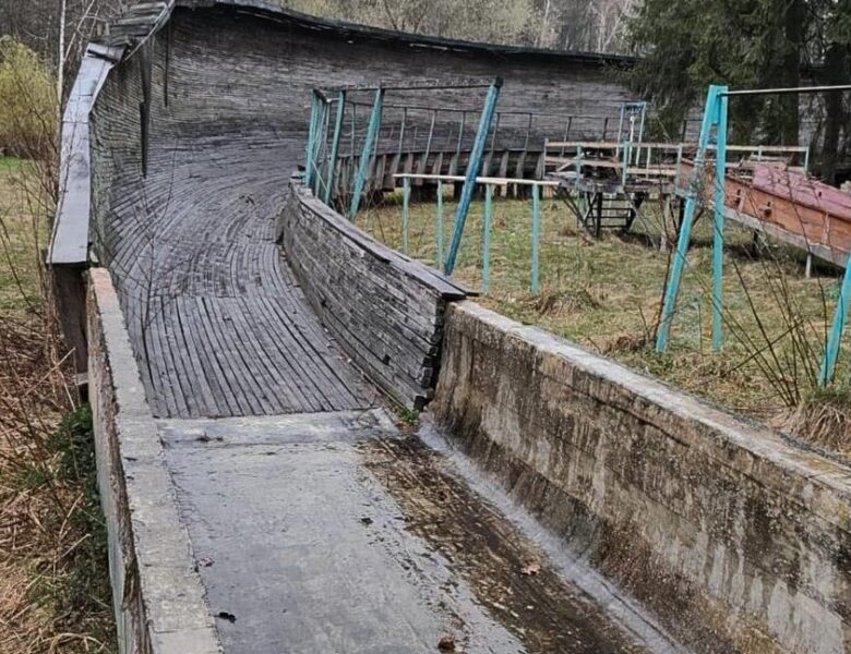 Смерть дитини на санній трасі: директору спортшколи оголосили підозру