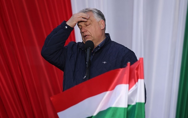 Соратники Орбана вивозять гроші з країни – ЗМІ