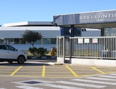 Stellantis зробить ставку на ключові бренди для виходу з кризи – Reuters