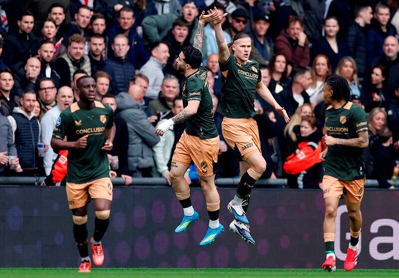 Степанов виводить Утрехт уперед у матчі з ПСВ