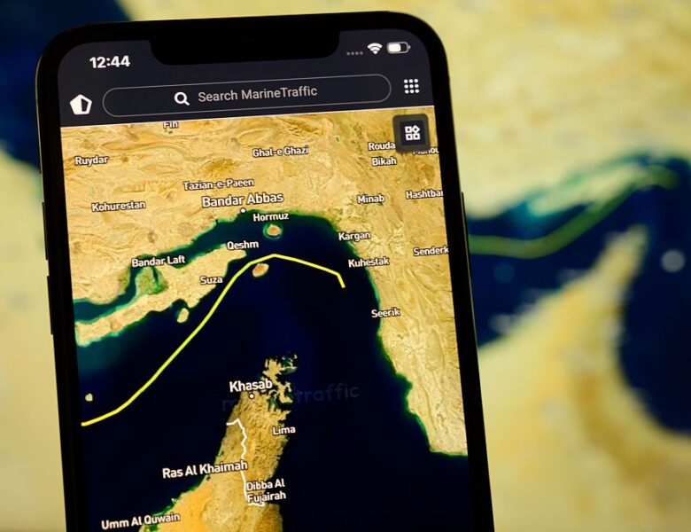 Страждають всі. Нова блокада Трампа проти Ірану