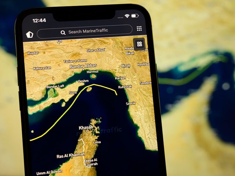 Страждають всі. Нова блокада Трампа проти Ірану