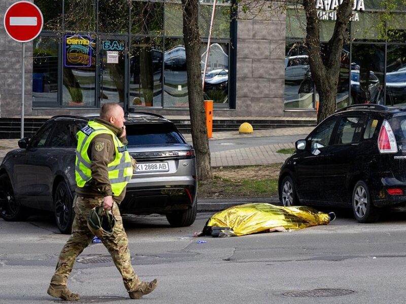 Стрілянину в Києві розслідують як теракт