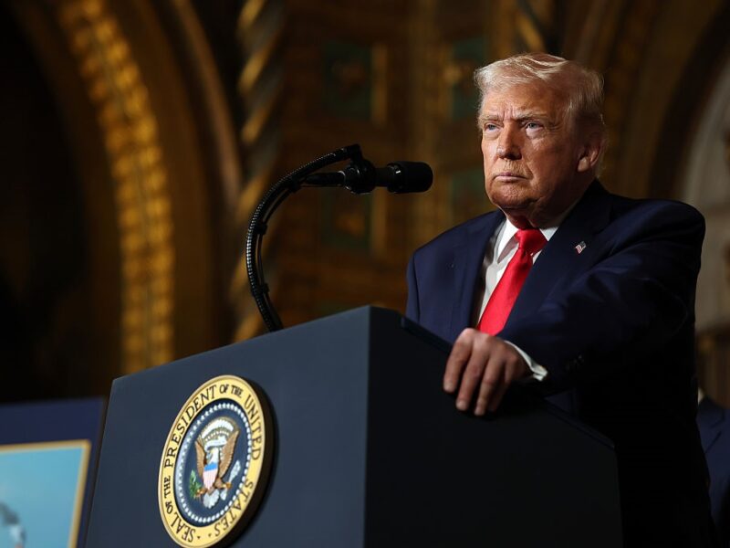 Трамп може знову відкласти удари по Ірану – ЗМІ