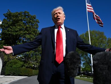 Трамп прокоментував переговори з Іраном і пригрозив Китаю