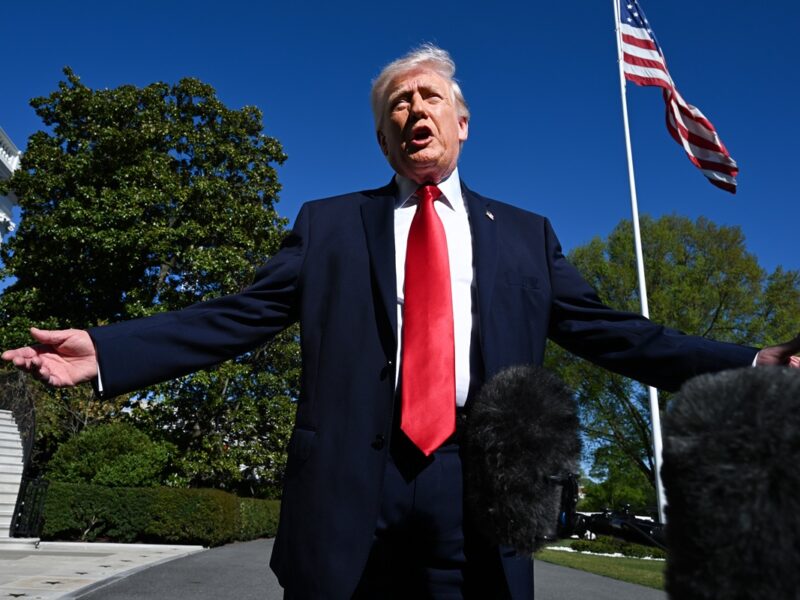 Трамп прокоментував переговори з Іраном і пригрозив Китаю