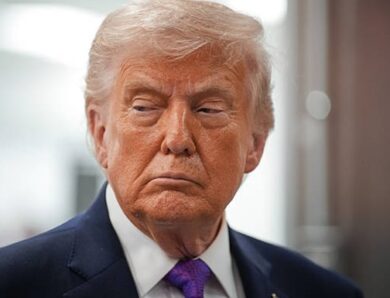 Трамп прокоментував збиття в Ірані літака США