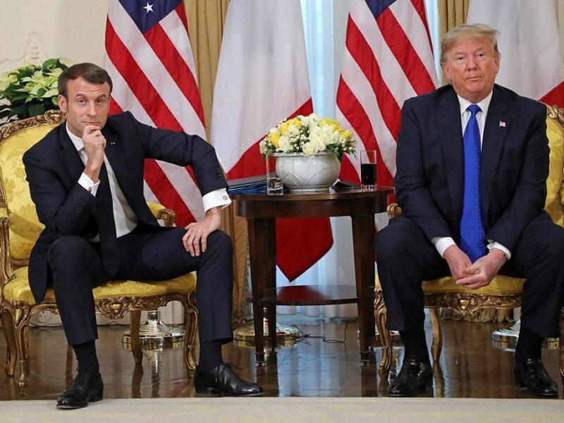 Трамп висміяв Макрона та його дружину, президент Франції відповів