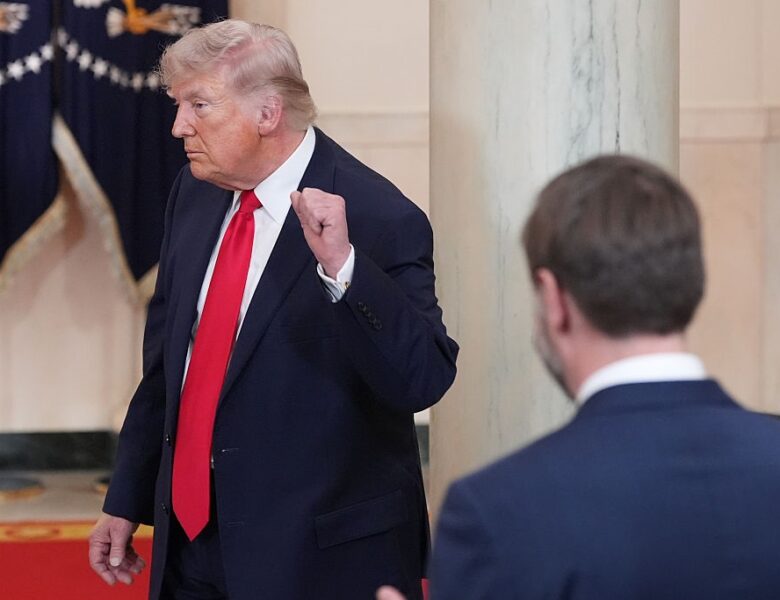 Трамп запровадив 100% мито на деякі ліки