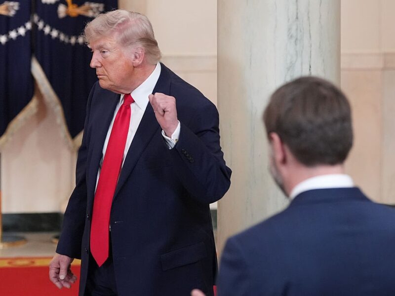 Трамп запровадив 100% мито на деякі ліки