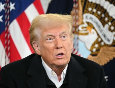 Трамп заявив, що не планує вторгнення до Канади