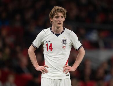 Ціна нападника Ньюкасла продовжує зростати