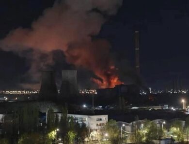 У Бухаресті на ТЕЦ стався вибух і масштабна пожежа