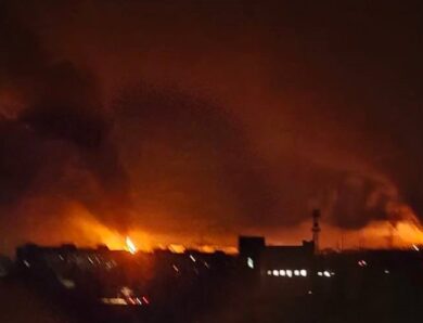 У Дніпрі РФ влучила в багатоповерхівку, є поранені