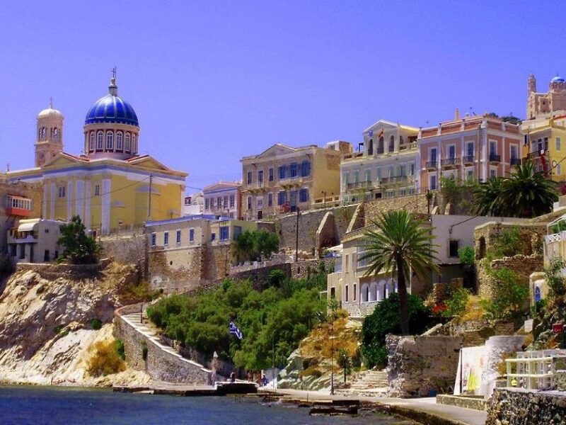 У Греції пропонують місяць безкоштовного проживання з харчуванням