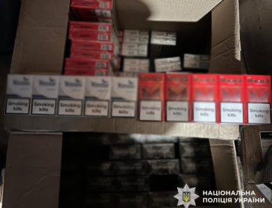 У Херсоні викрили підпільний тютюновий цех