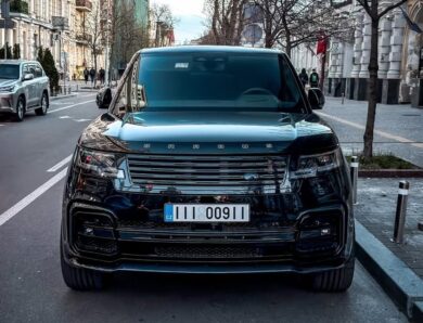 У Києві помітили 700-сильний Range Rover Brabus за понад 23 млн грн