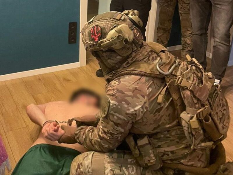 У Києві викрили ботоферму для вимагання “криптоборгів” з українців