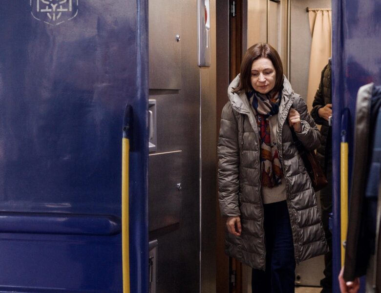 У Київ прибула президентка Молдови