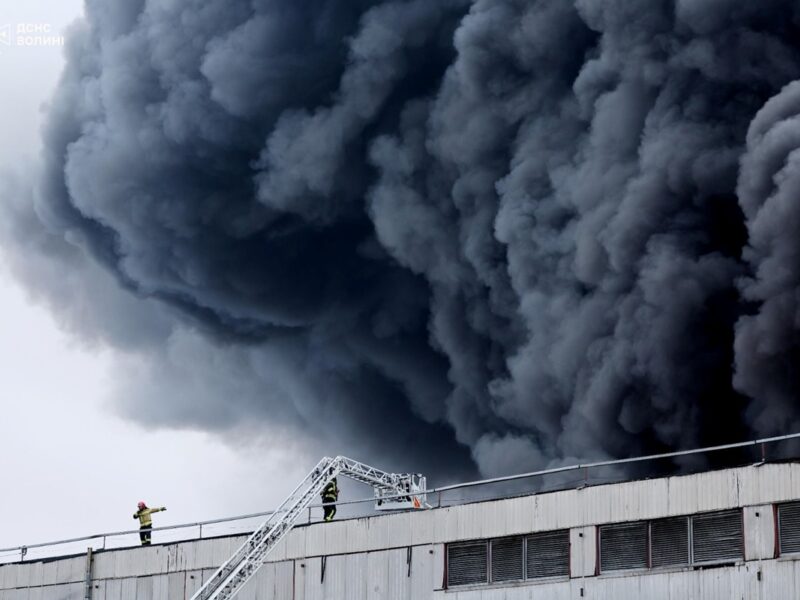 У Луцьку ліквідували пожежі після ударів РФ