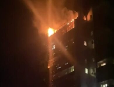 У Сумах БПЛА влучив у багатоповерхівку