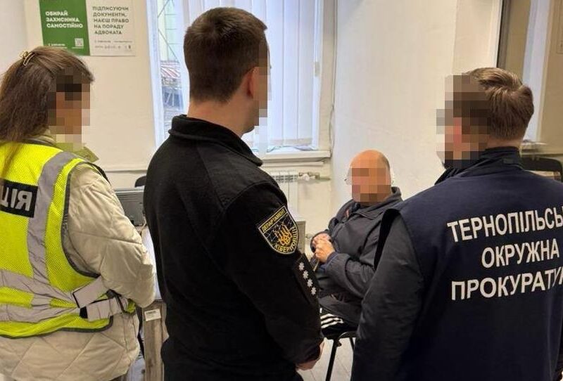 У Тернополі чоловіка підозрюють у зґвалтуванні хлопчика