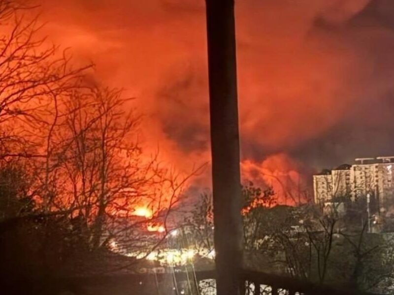 У Туапсе дрони підпалили нафтобазу