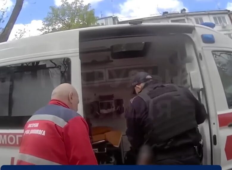 У Запоріжжі від вибуху гранати у квартирі загинула жінка, двоє постраждали