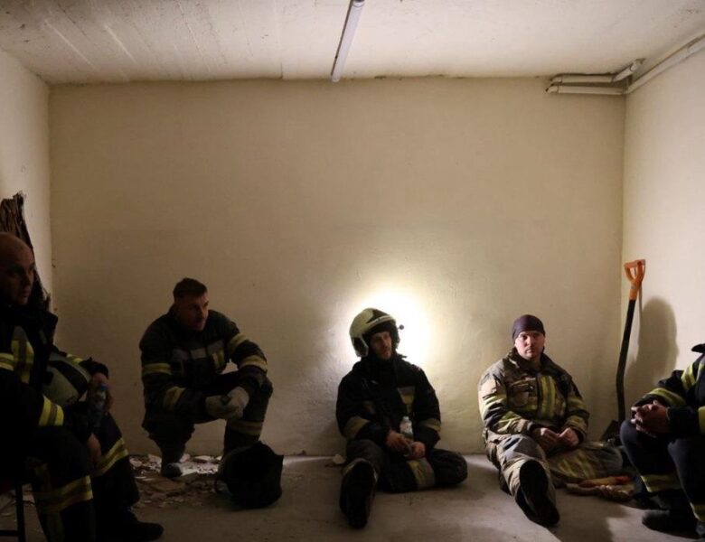 Удар по будинку в Дніпрі: роботи ДСНС завершені