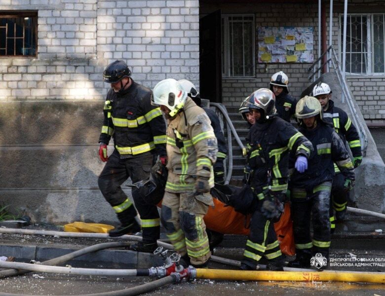 Удар по Дніпру: знайдено тіло третьої жертви