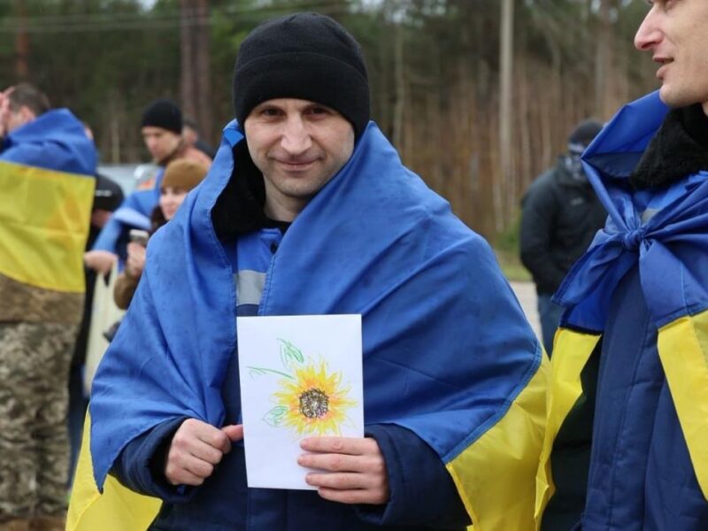 Україна і Росія обмінялись полоненими на Великдень