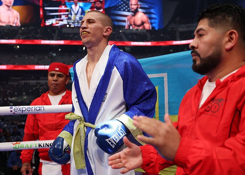 Українець вийде на ринг проти спадкоємця легенди боксу