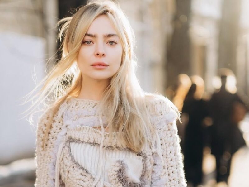 Українська модель повідомила про загибель батька під час обстрілу Нікополя