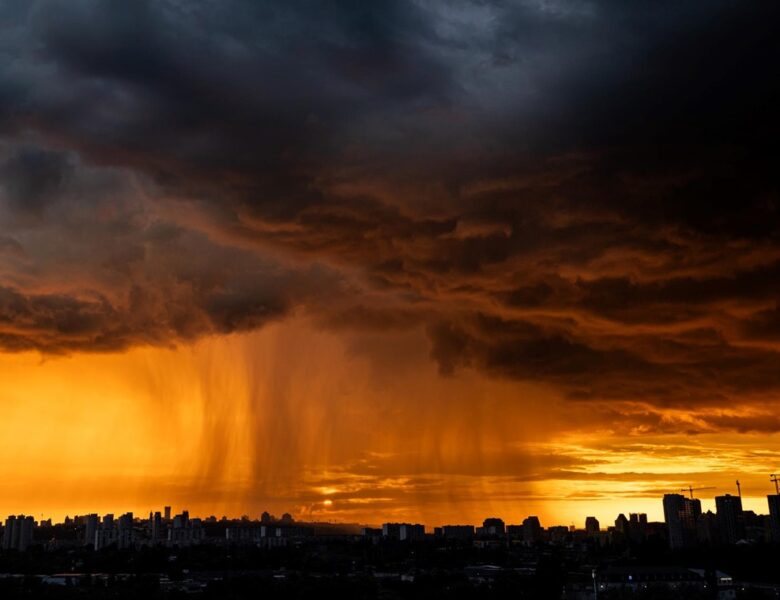 Укренерго повернуло графіки відключень на 9 квітня