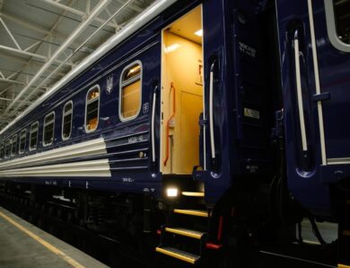 Укрзалізниця отримає сотню нових вагонів українського виробництва