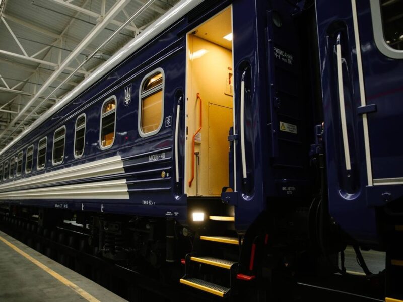 Укрзалізниця отримає сотню нових вагонів українського виробництва